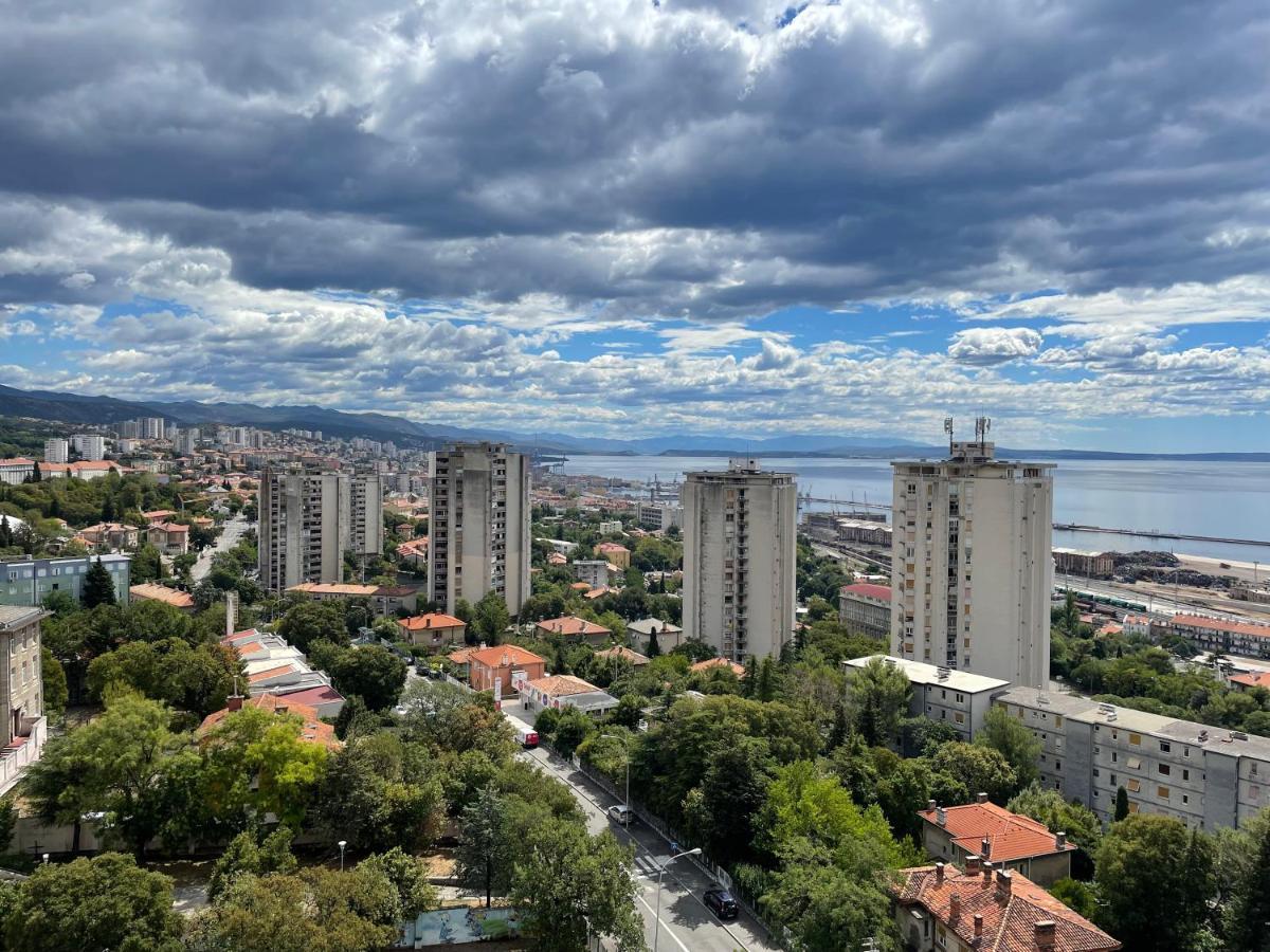 Apartment With Amazing City View Fiume Kültér fotó